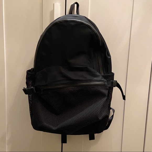 Lululemon black backpack